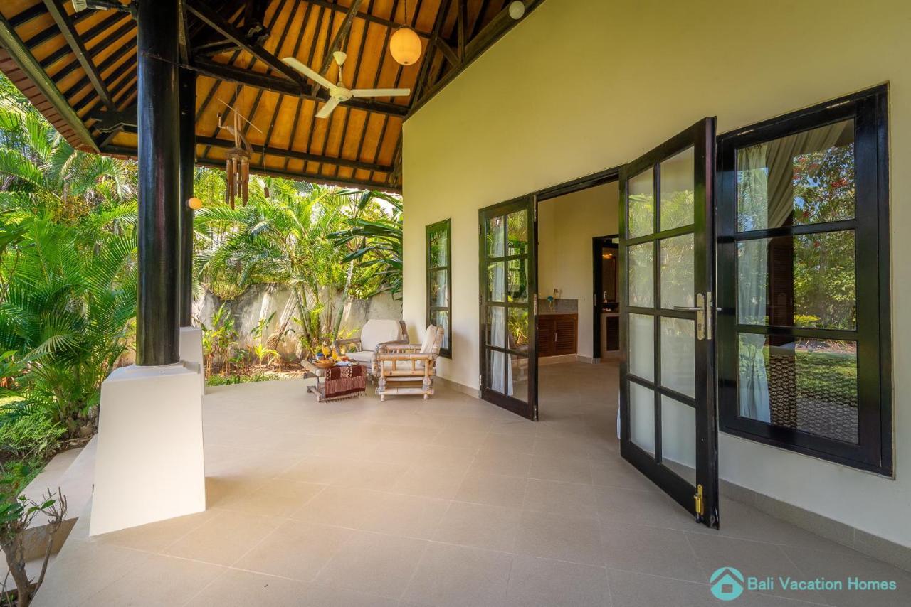 Villa Namaste - Beachfront At Lovina 10P, Pool, Bbq Banjar  Exteriör bild