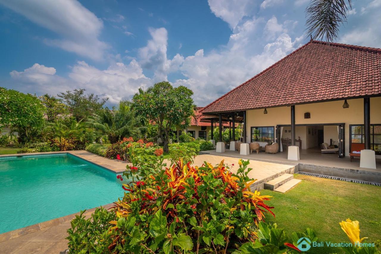 Villa Namaste - Beachfront At Lovina 10P, Pool, Bbq Banjar  Exteriör bild