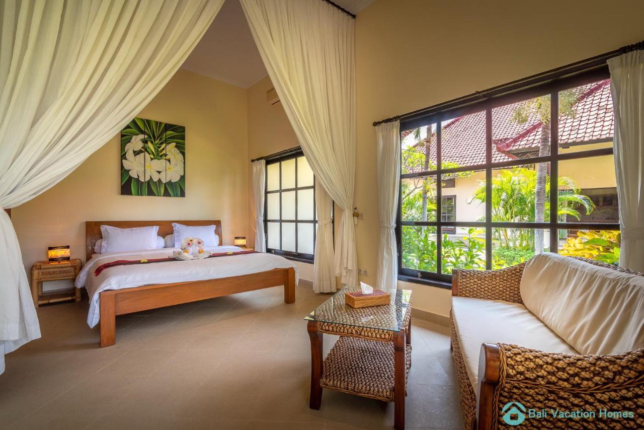 Villa Namaste - Beachfront At Lovina 10P, Pool, Bbq Banjar  Exteriör bild